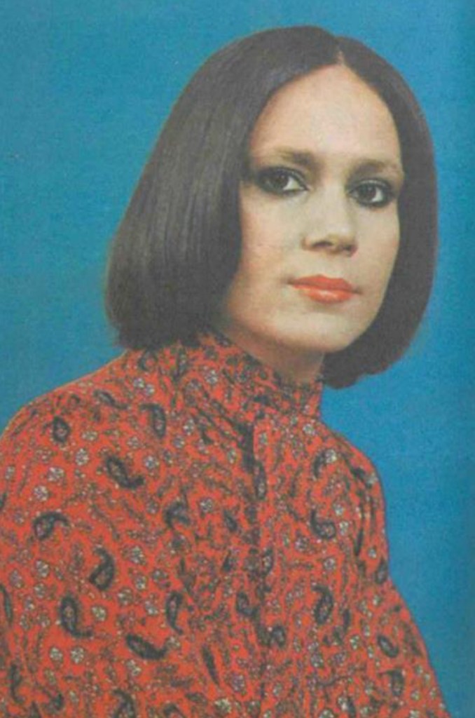 Parissa (Fatemeh Va'ezi) — portrait from the Zan-e Rooz era, late 1970s